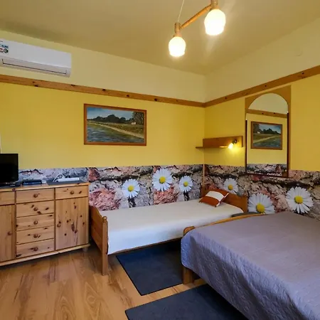 Apartament 4 Evszak *