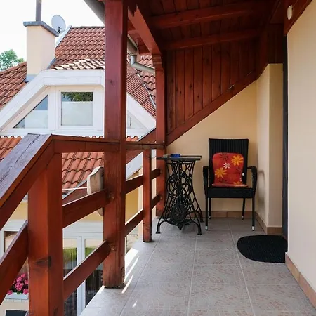 4 Evszak شقة غيولا