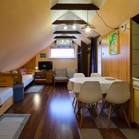 4 Evszak * غيولا