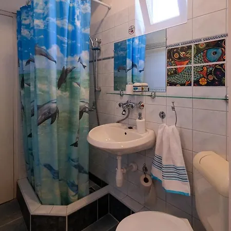 شقة 4 Evszak غيولا